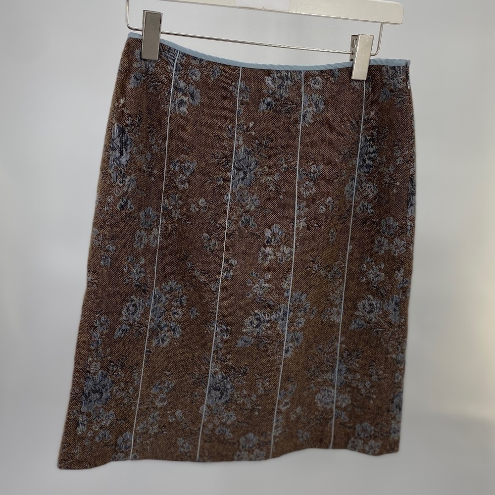 Ann Taylor Skirt Size 2 - Picture 3 of 5